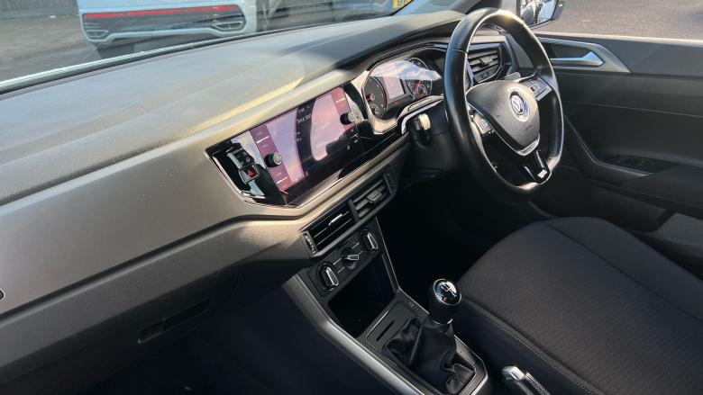 Volkswagen Polo 1.0 TSI 95 SE 5dr Petrol Hatchback